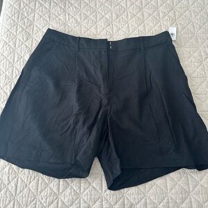 NWT. Black Linen Shorts. Size: XL.